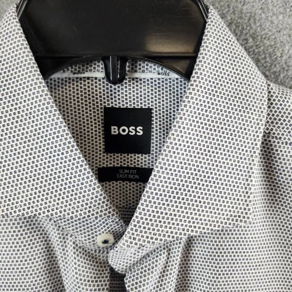 BOSS Easy-Iron Slim-Fit Dress Shirt Men's 41 L/16 Navy Button Closure L/S